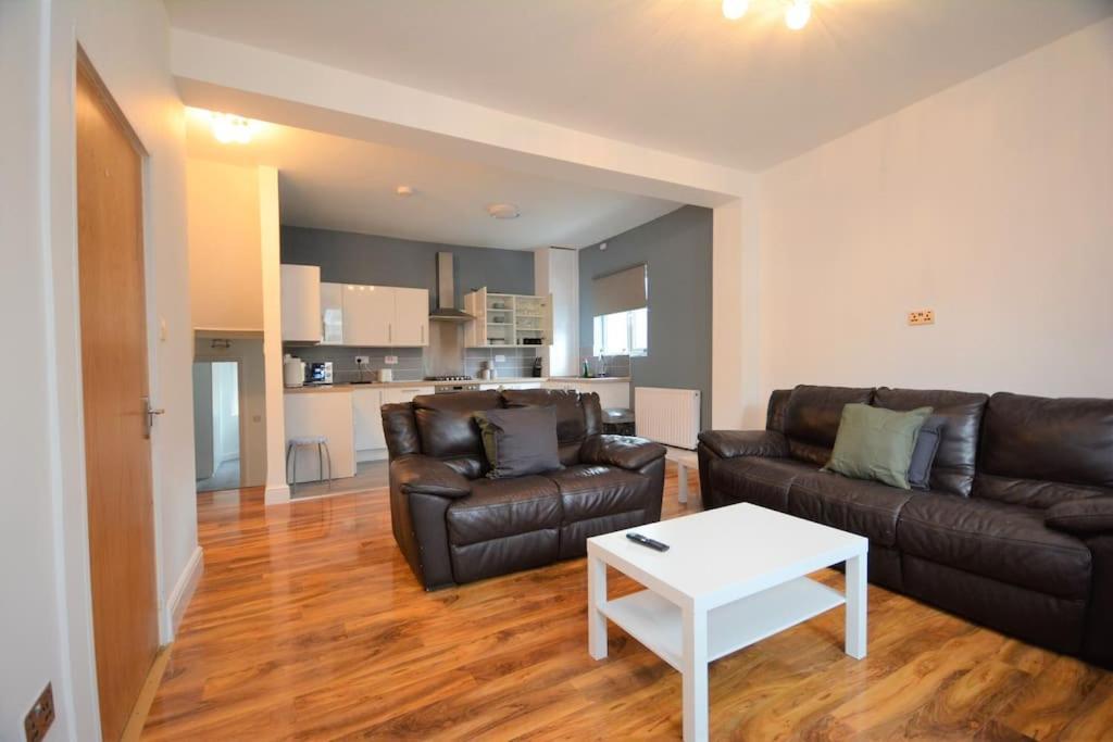 Lovely 4Bedroom Apartment Londra Dış mekan fotoğraf